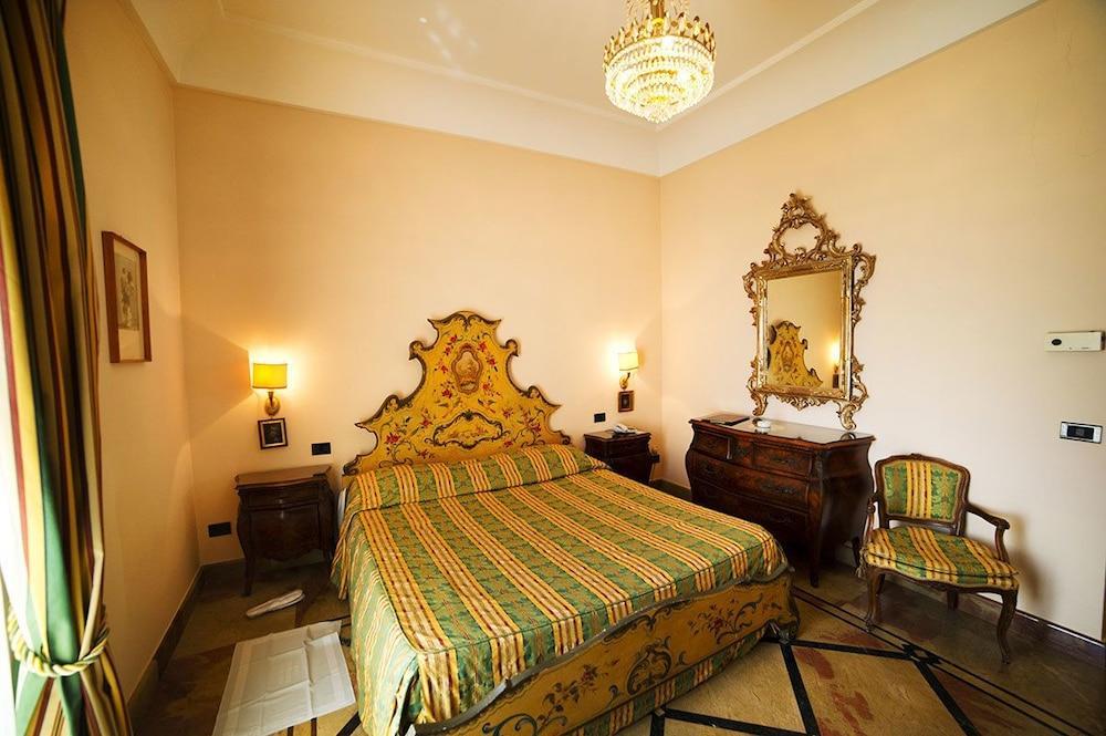 Grande Albergo Miramare Формия Экстерьер фото