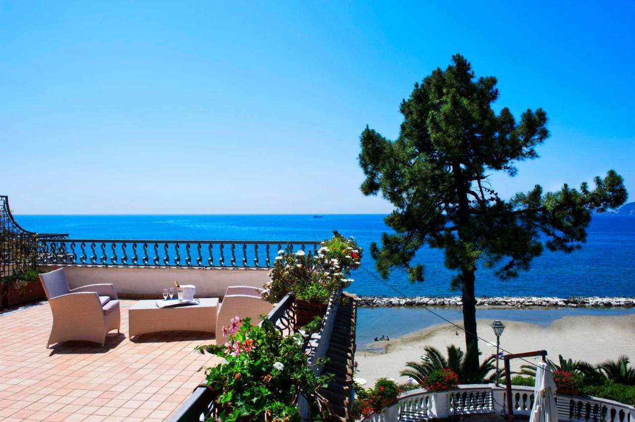 Grande Albergo Miramare Формия Экстерьер фото