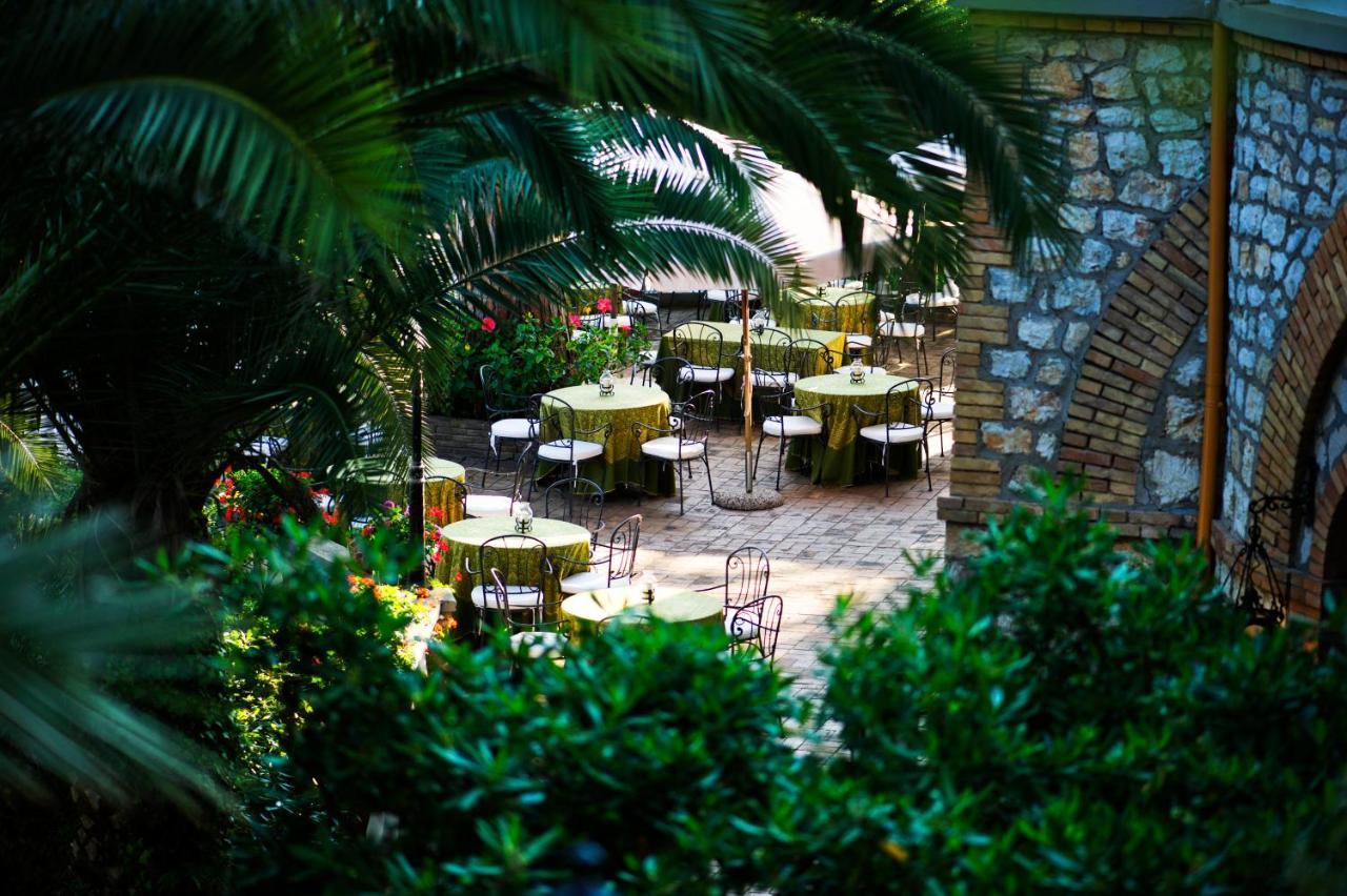 Grande Albergo Miramare Формия Экстерьер фото