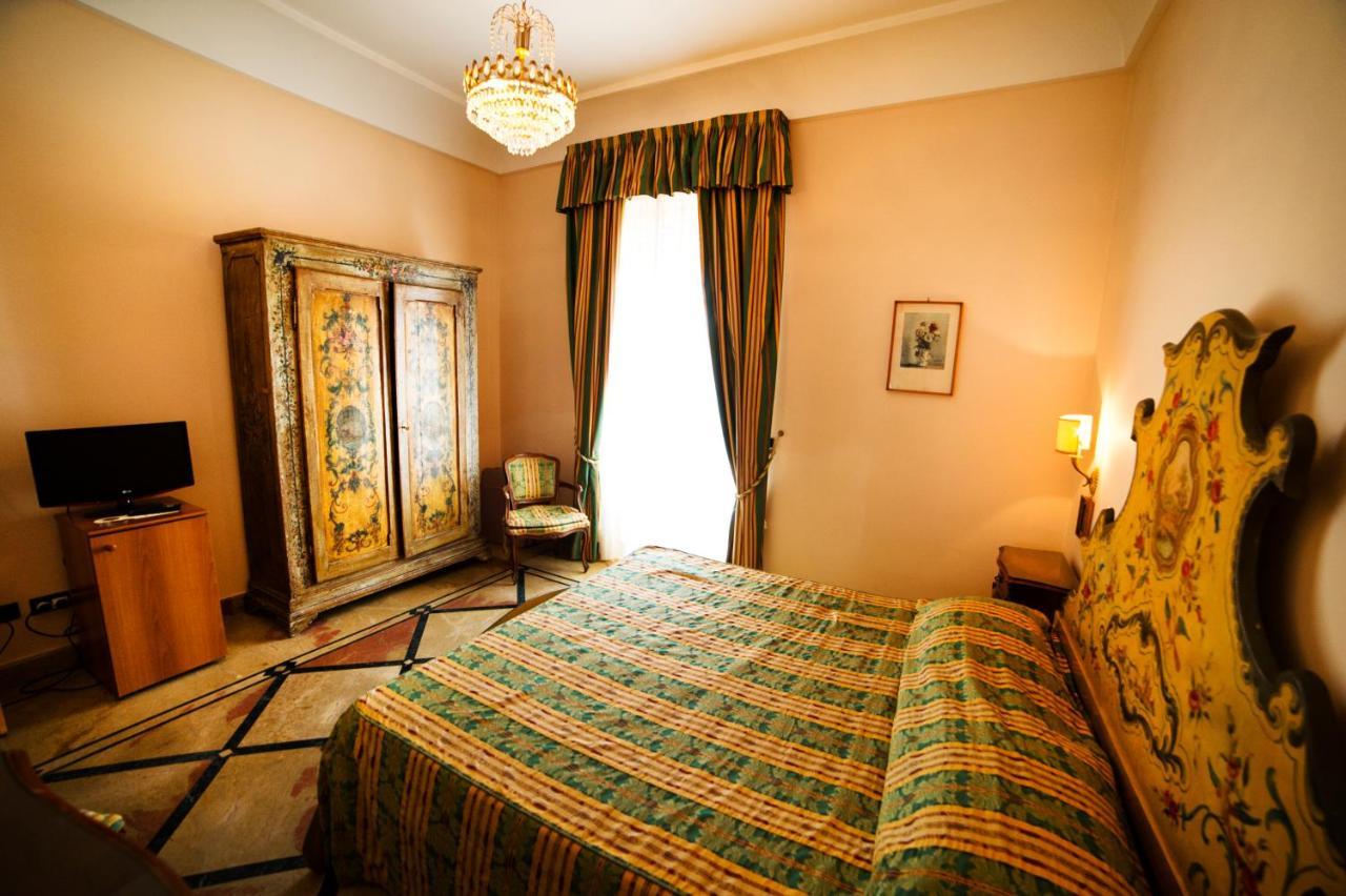 Grande Albergo Miramare Формия Экстерьер фото